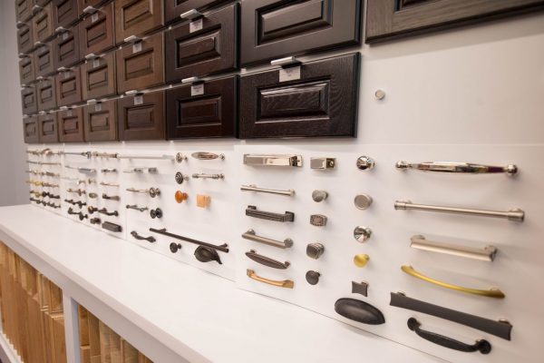 Kraftmaid Kitchen Cabinet Handles | Kitchen Cabinets in Michigan